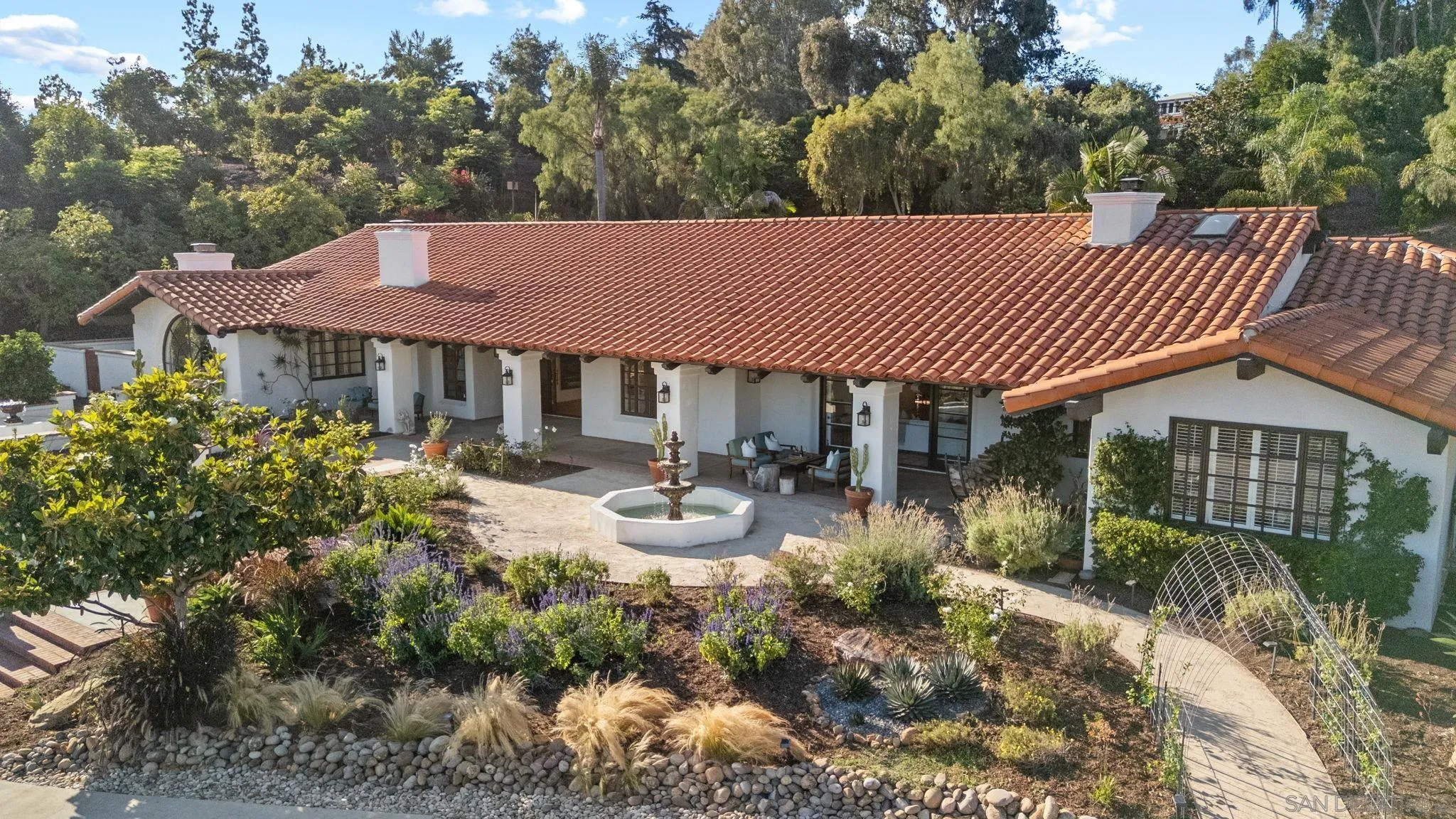 5354 El Camino Del Norte