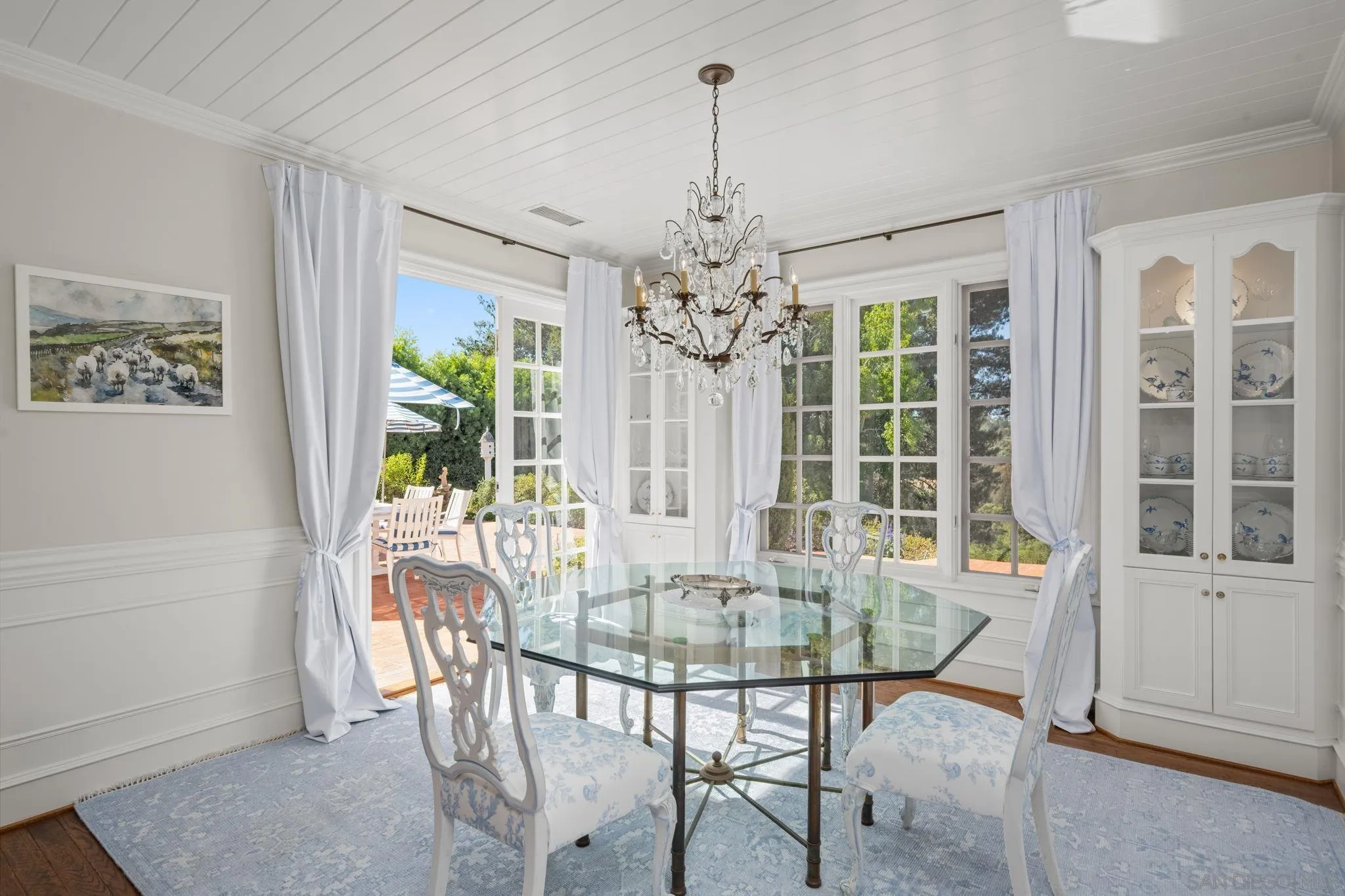5618 Loma Verde Dr