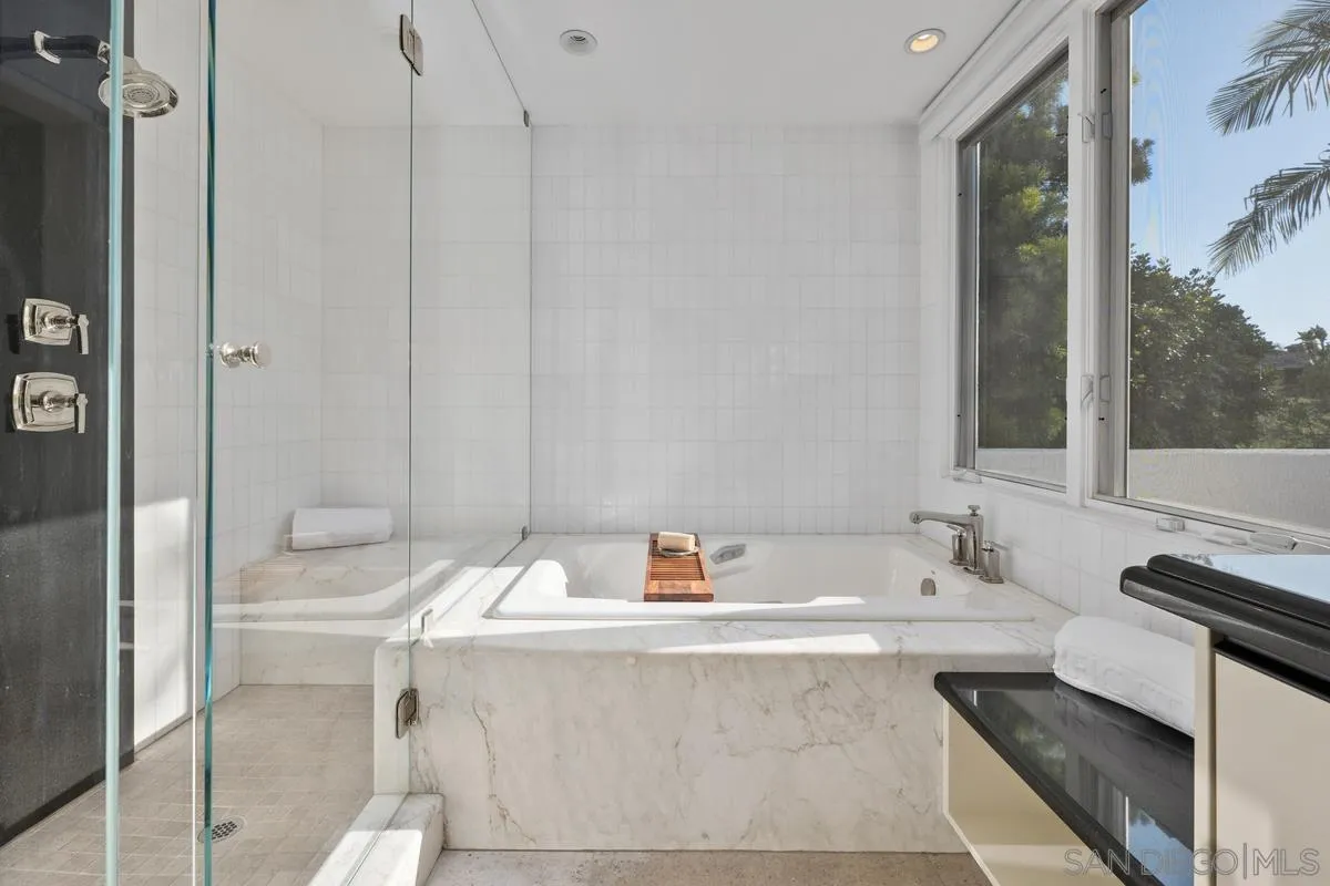 6172 Via Posada Del Norte