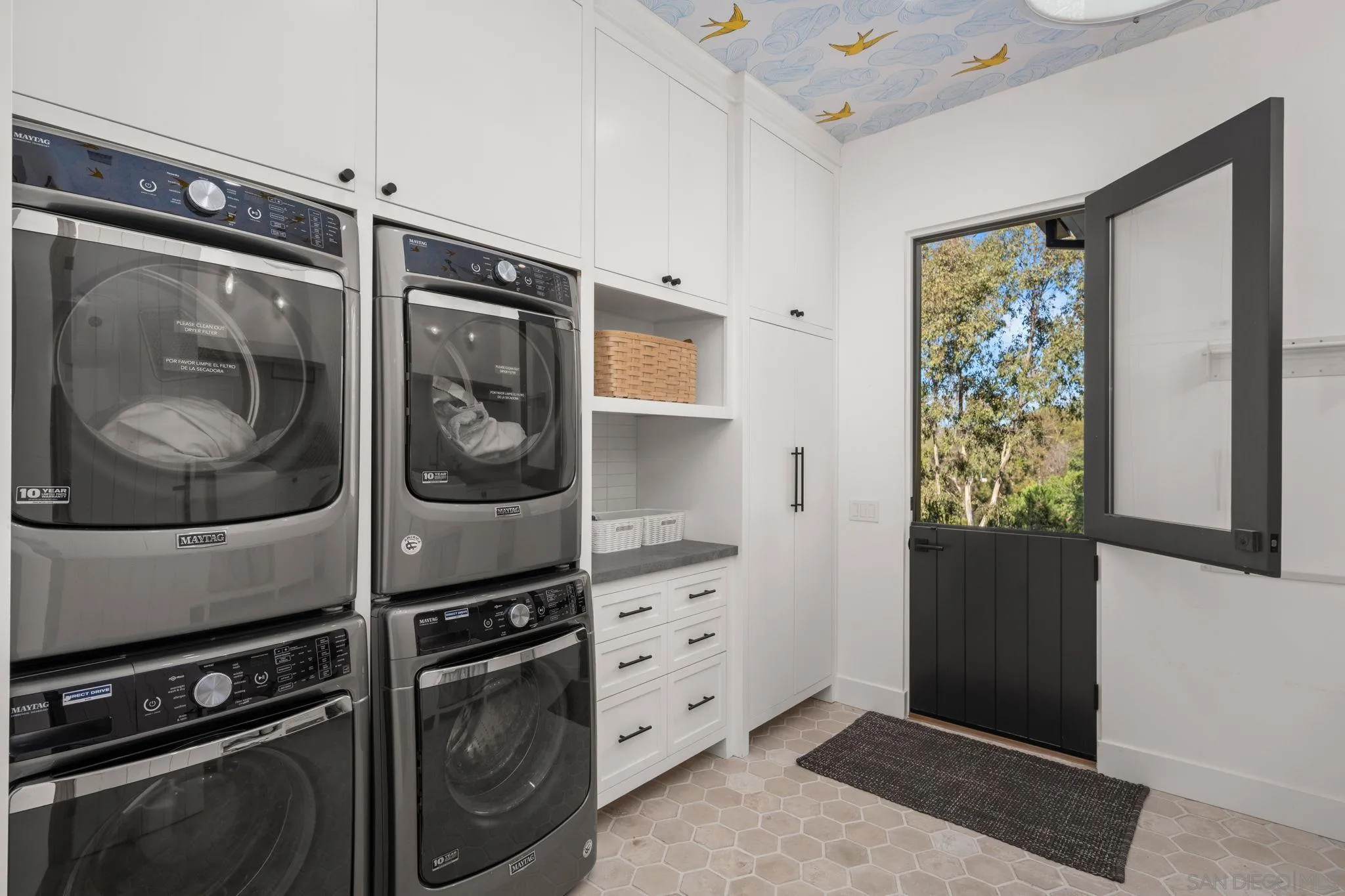 15550 El Camino Real