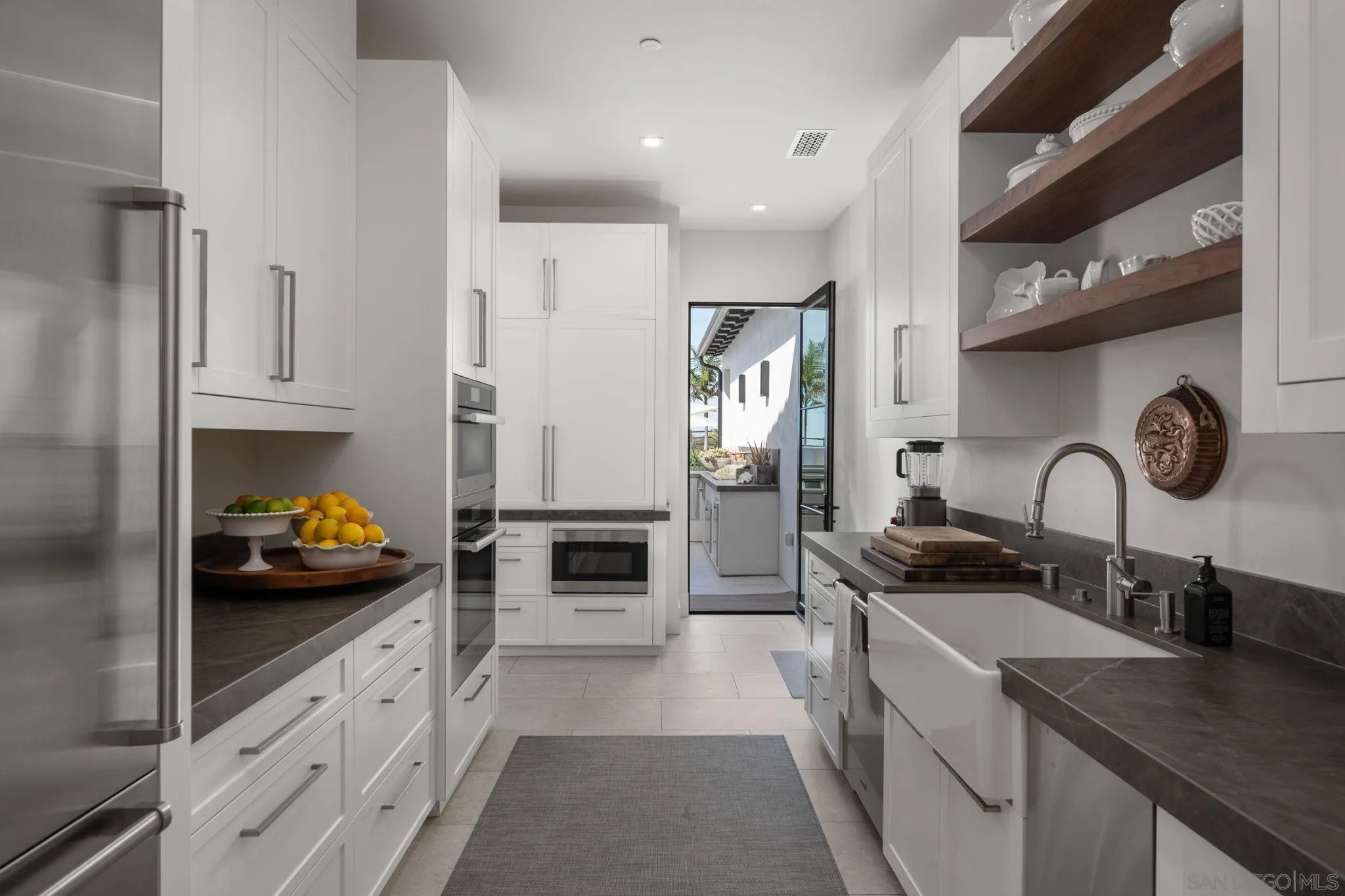 16786-88 Calle Hermosa