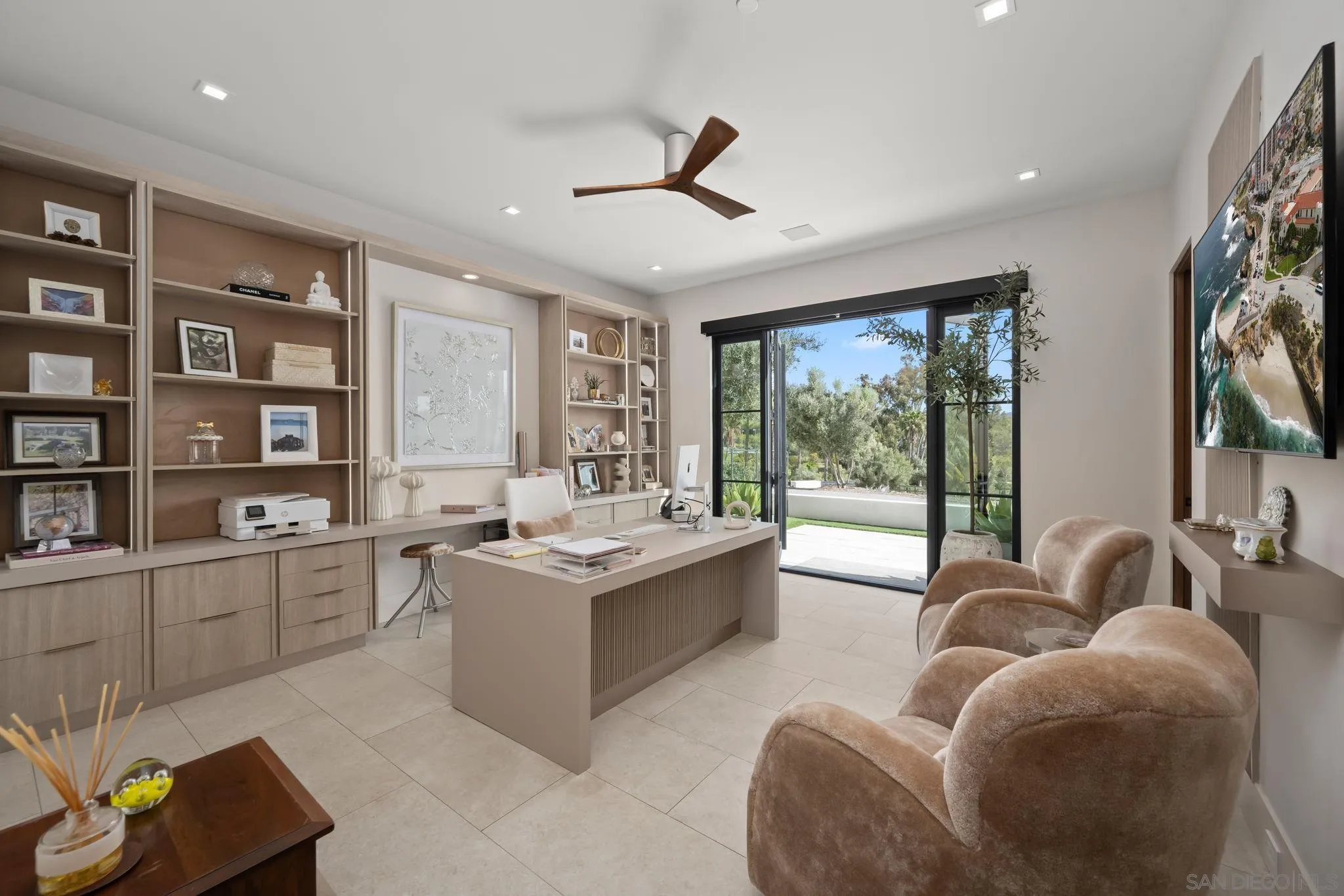 16786-88 Calle Hermosa