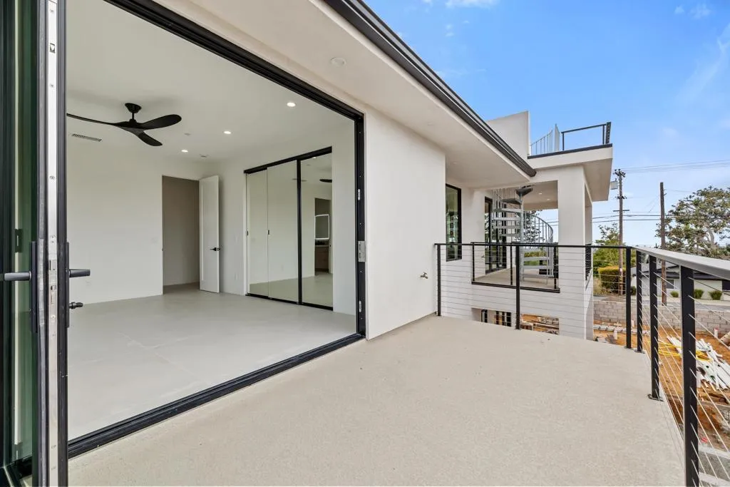 3794 Highland Drive