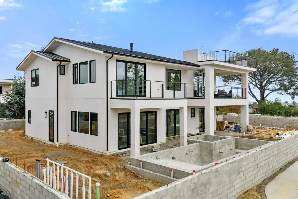 3794 Highland Drive