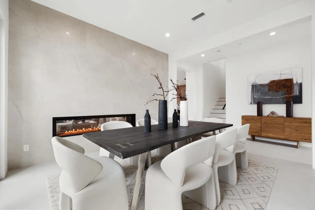 3794 Highland Drive