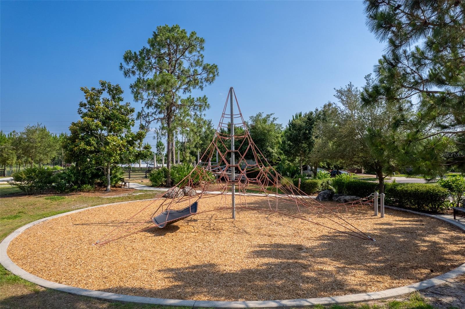 13749 RANGELAND BLVD