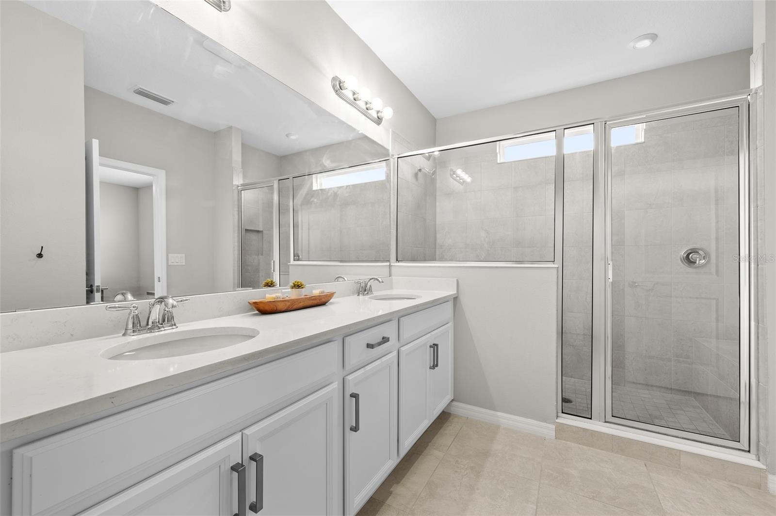 13749 RANGELAND BLVD