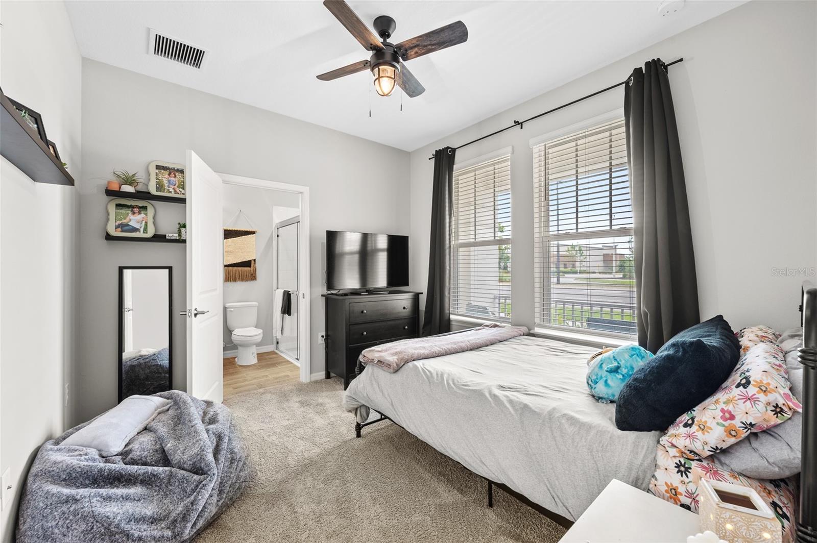 13749 RANGELAND BLVD