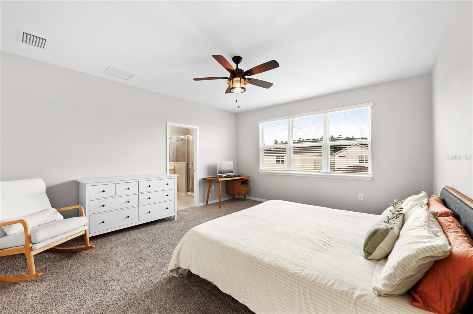 13749 RANGELAND BLVD