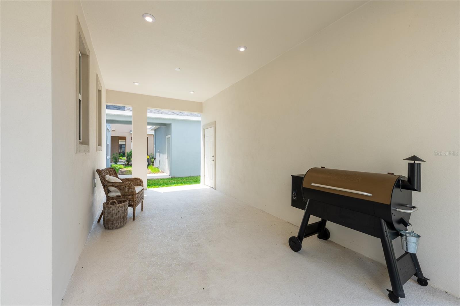 13749 RANGELAND BLVD