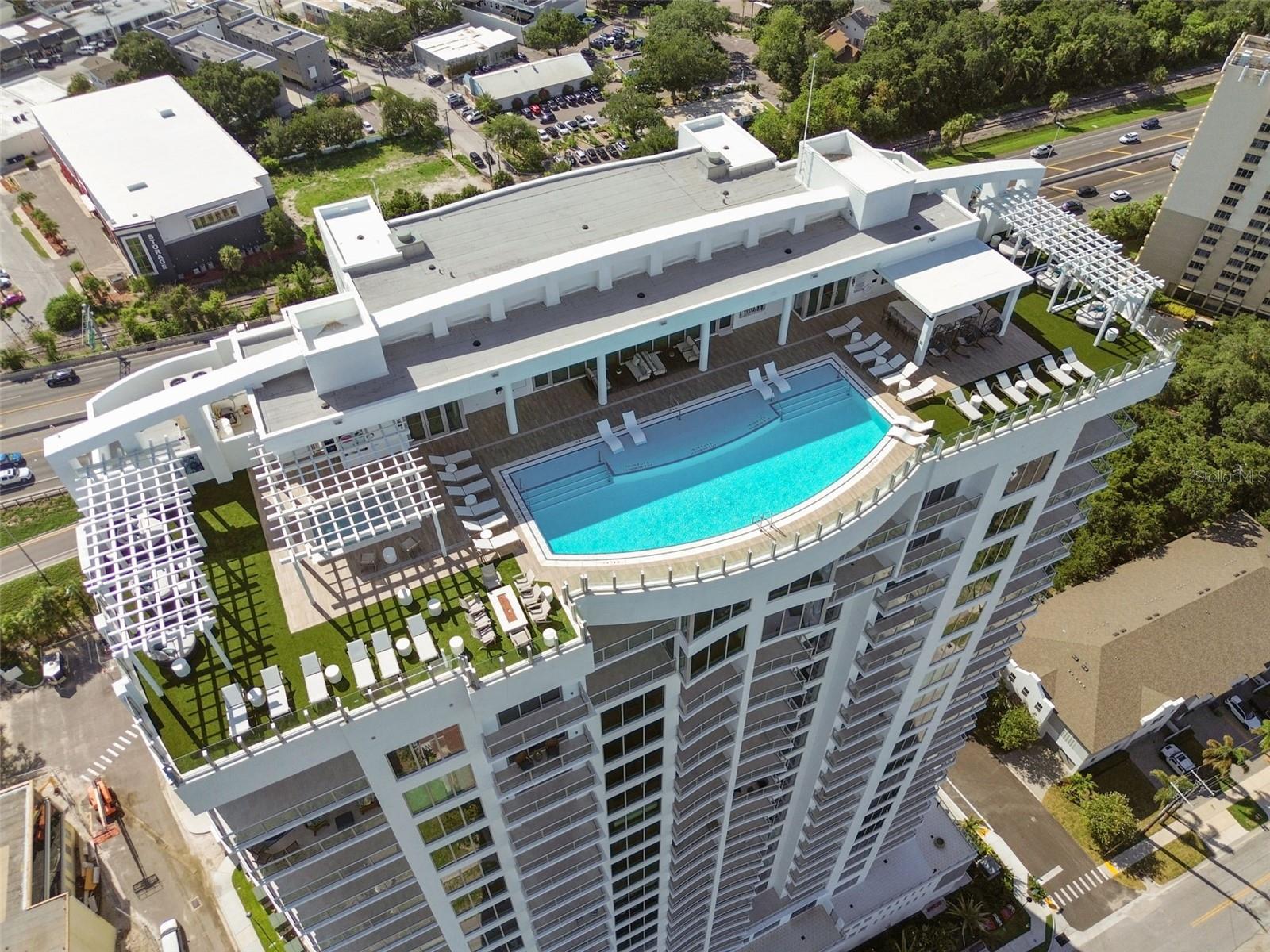 2910 W BARCELONA ST #802