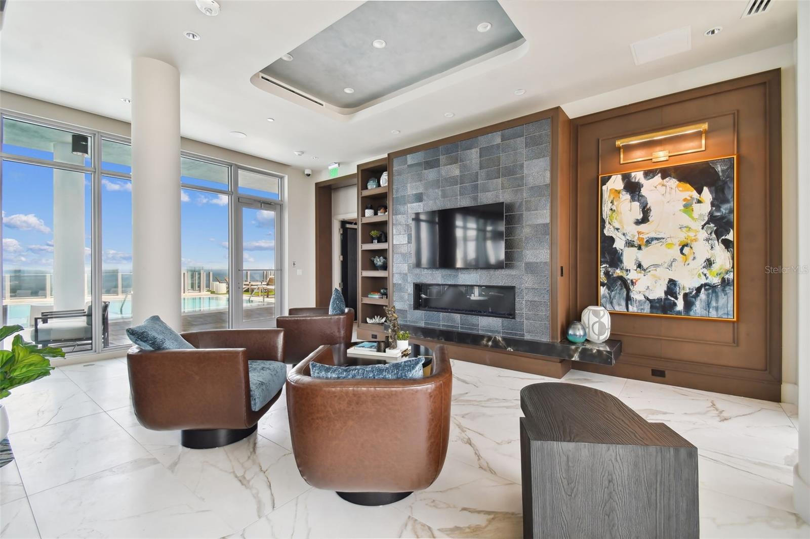 2910 W BARCELONA ST #802