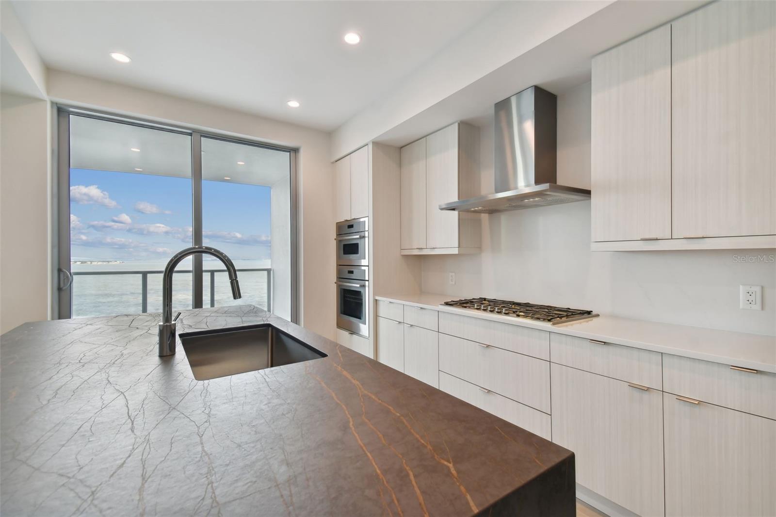 2910 W BARCELONA ST #802