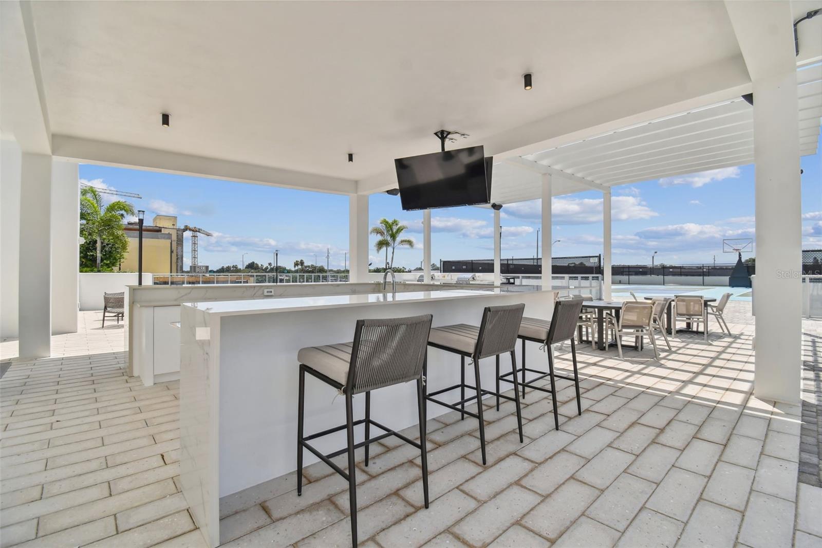 2910 W BARCELONA ST #802