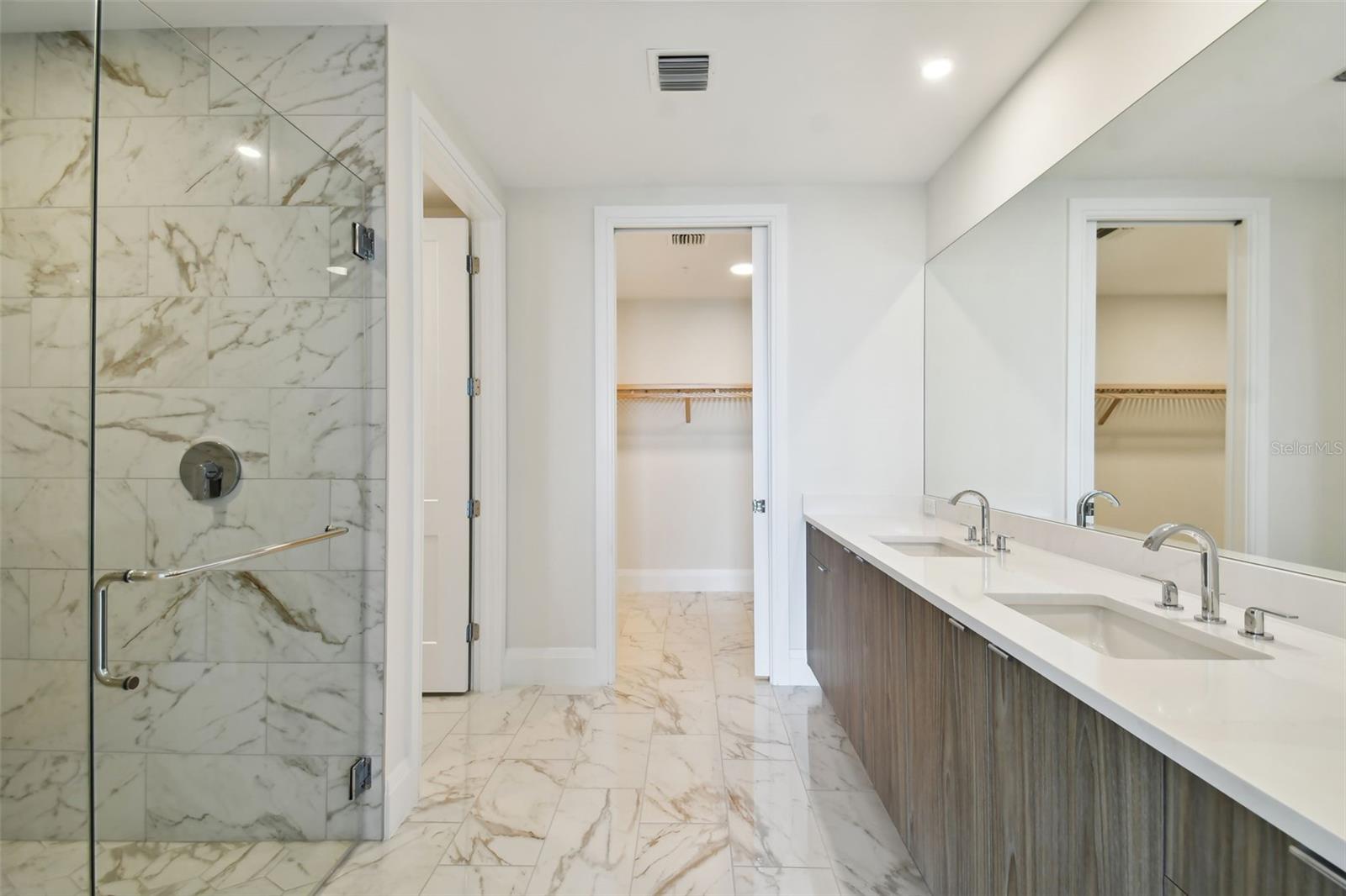 2910 W BARCELONA ST #602
