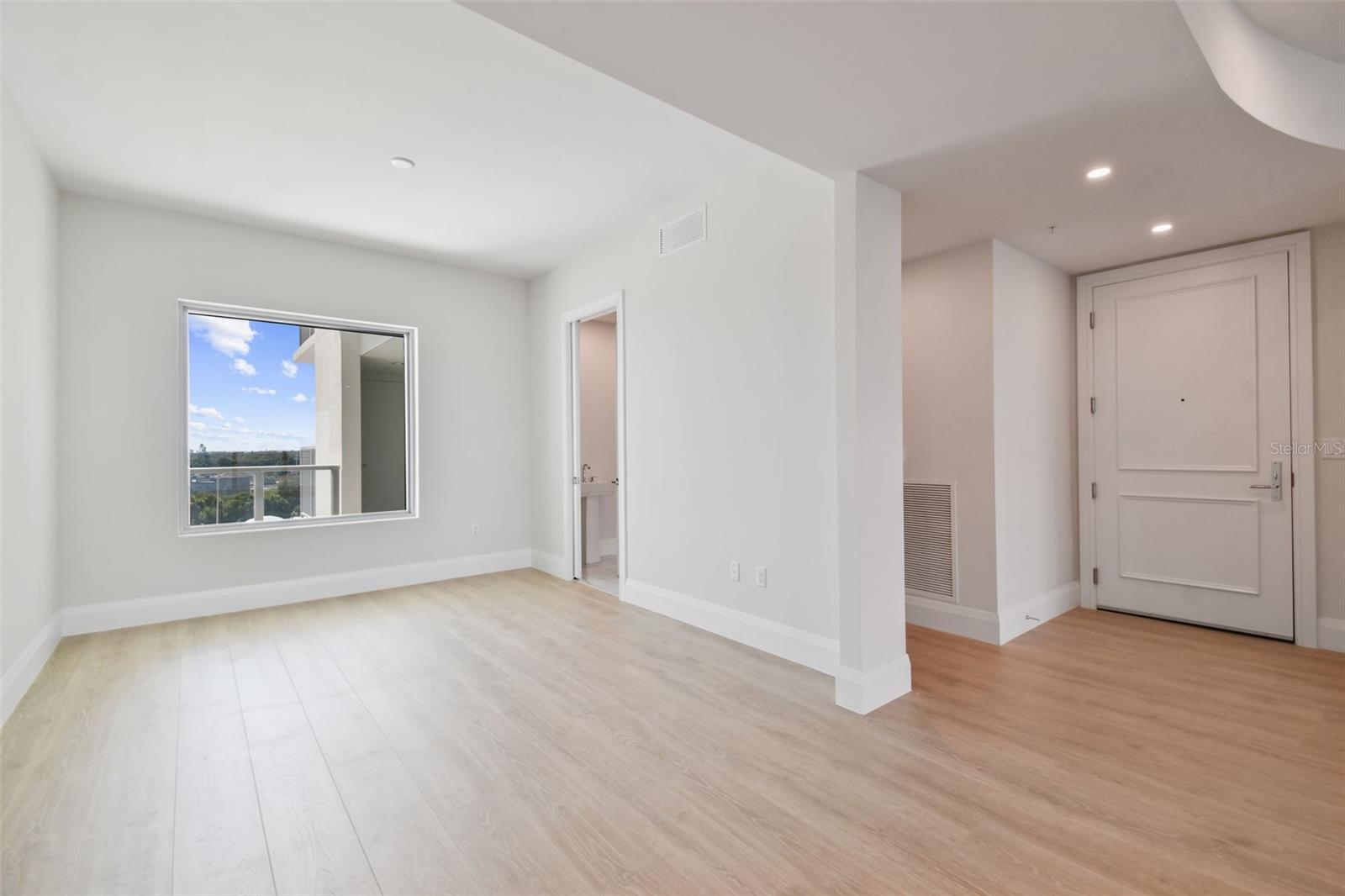 2910 W BARCELONA ST #602