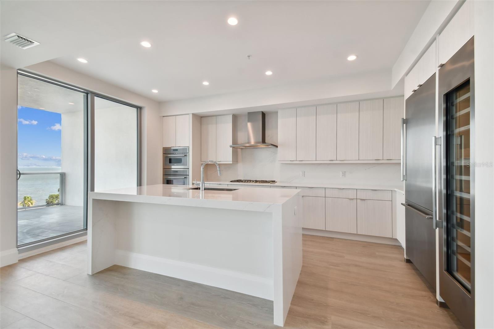 2910 W BARCELONA ST #602
