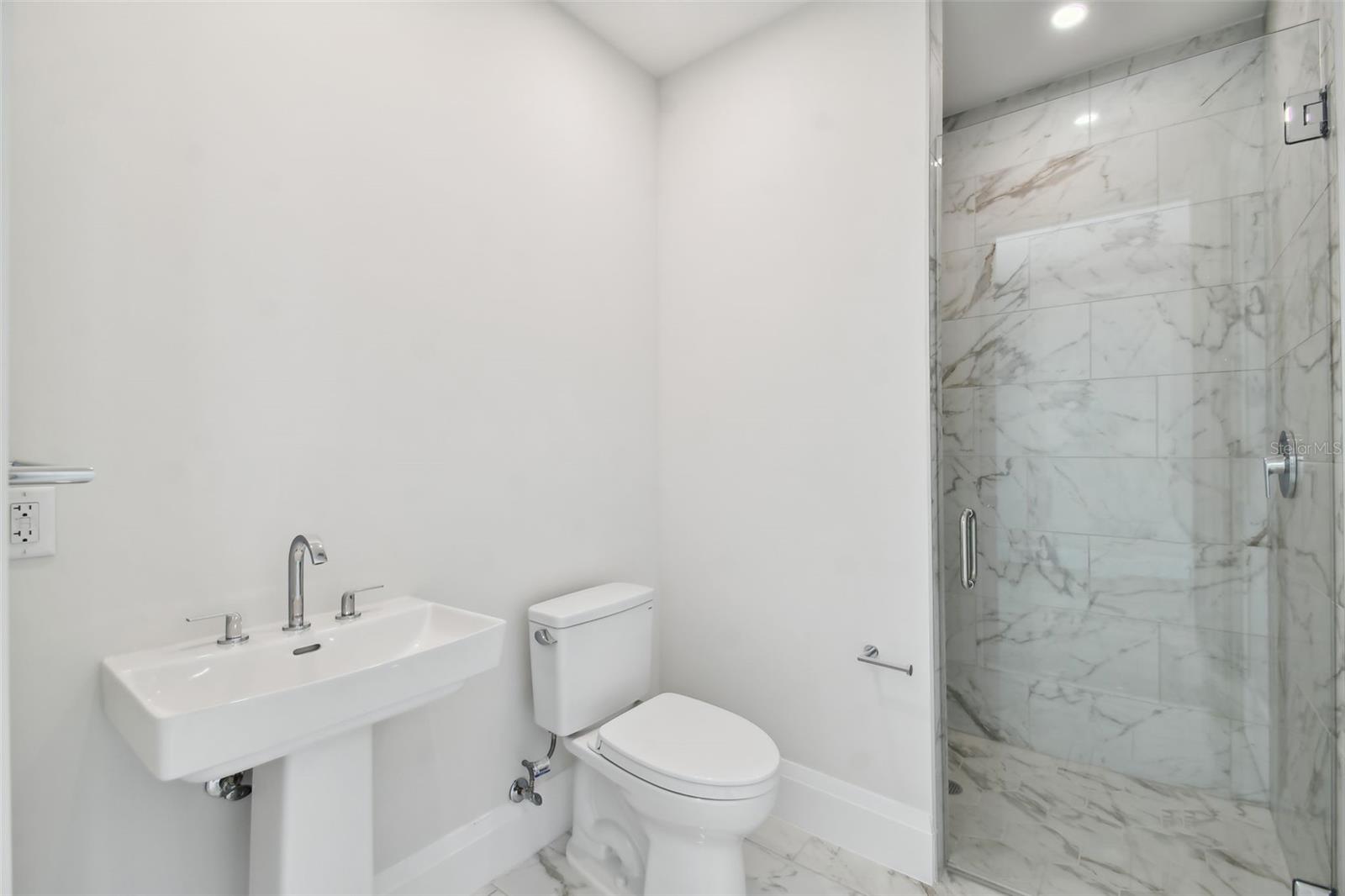 2910 W BARCELONA ST #602