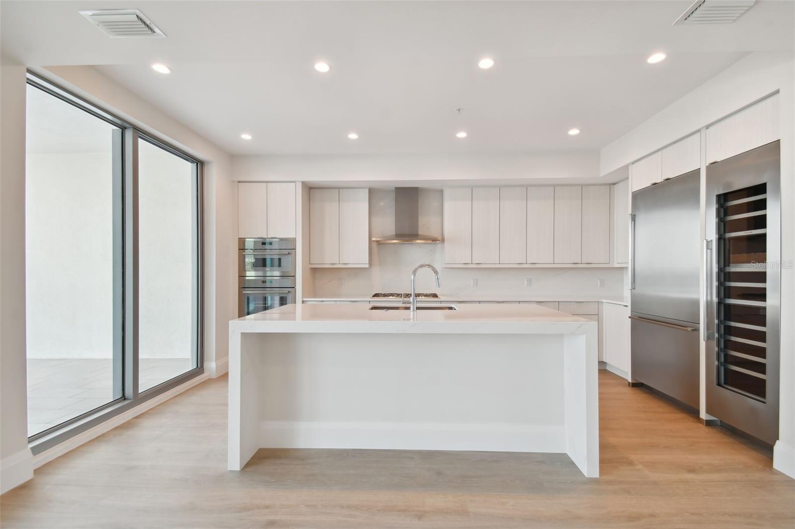 2910 W BARCELONA ST #602
