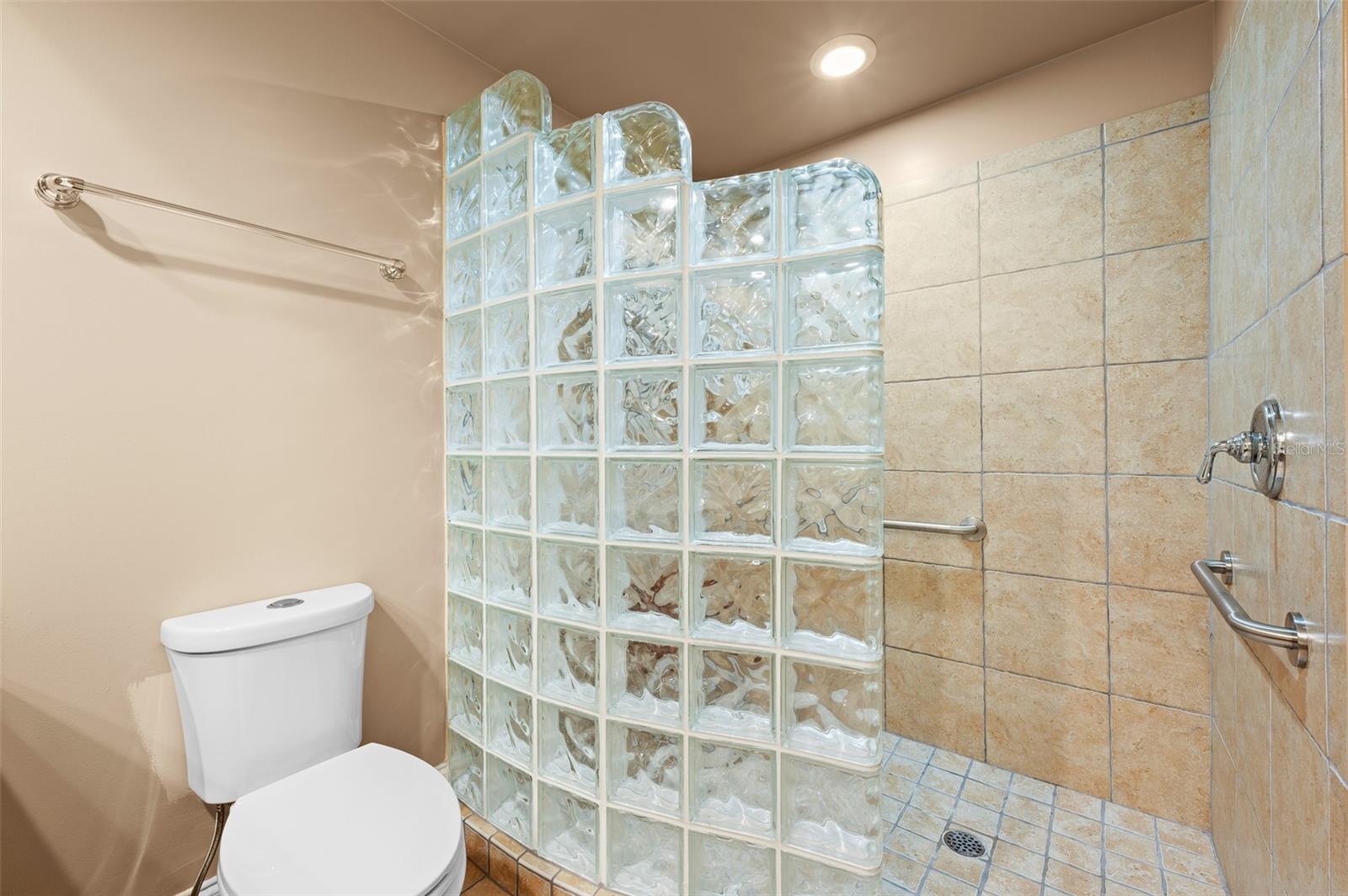 275 BAYSHORE BLVD #503