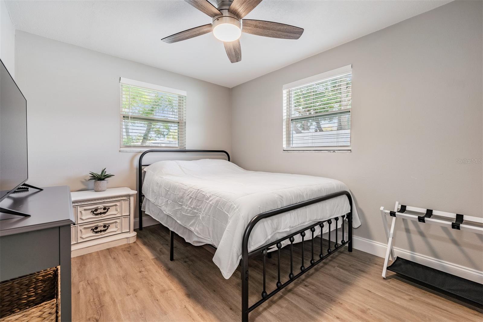 8484 LANTANA DR
