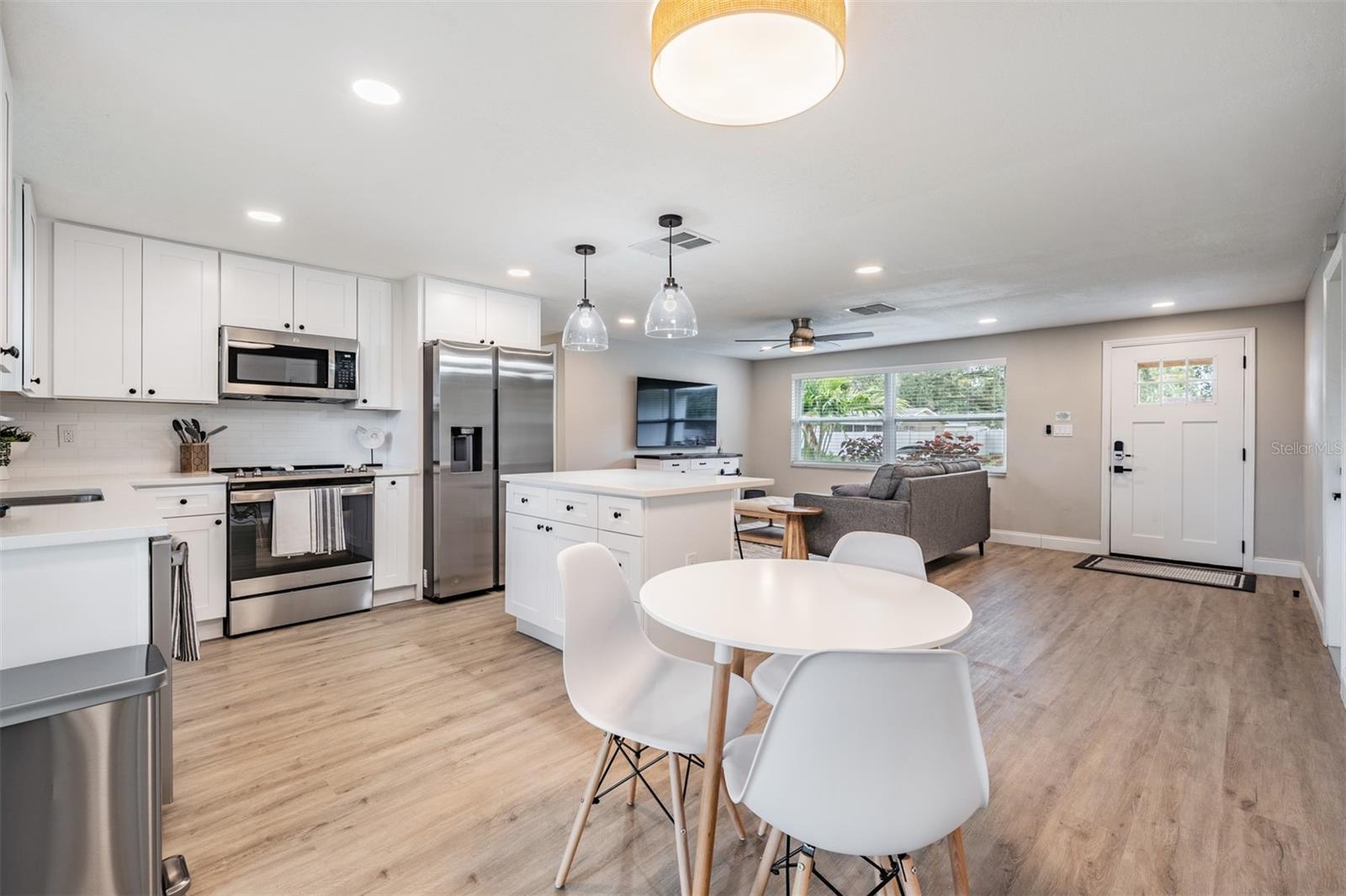 8484 LANTANA DR