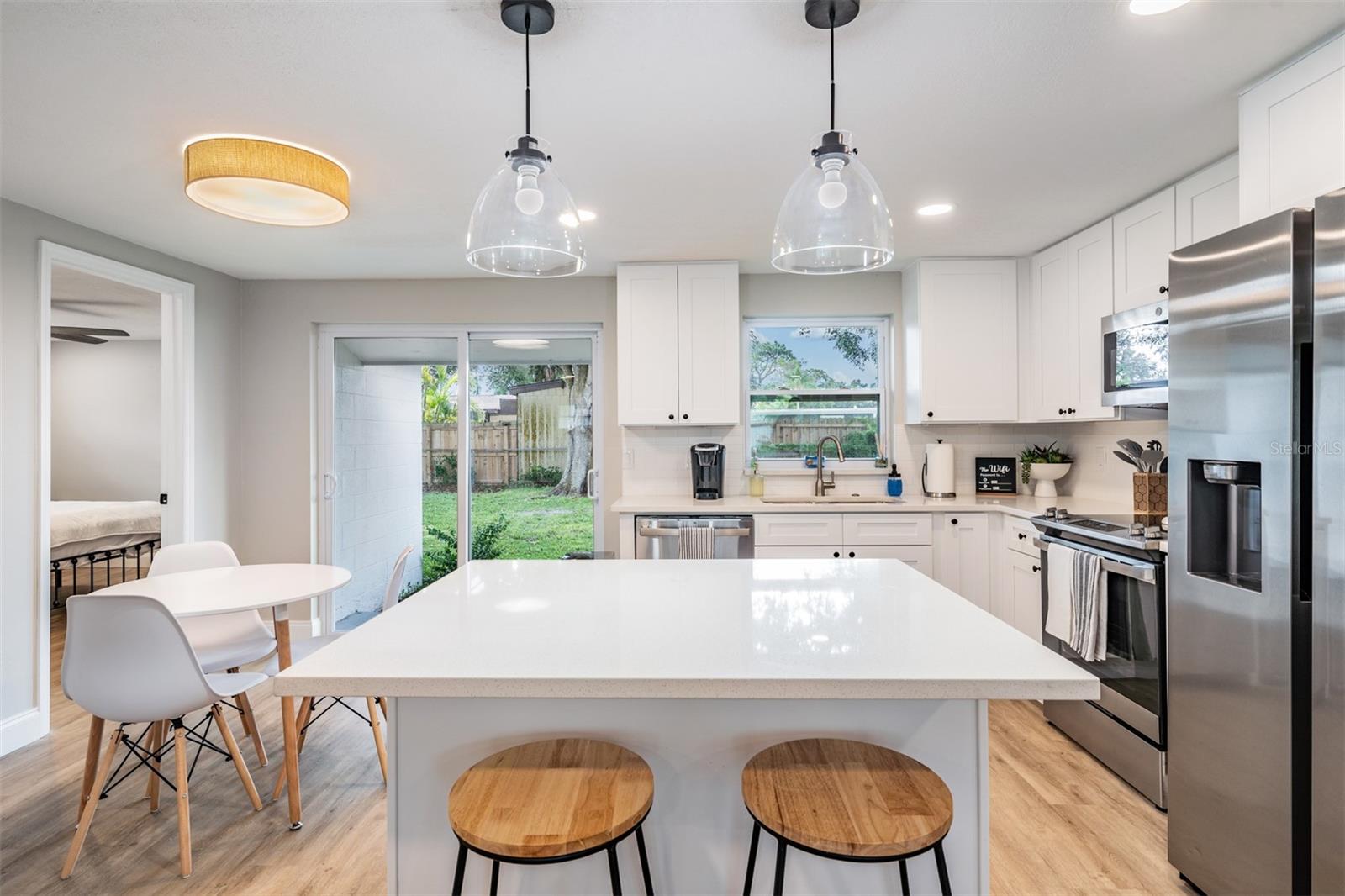 8484 LANTANA DR