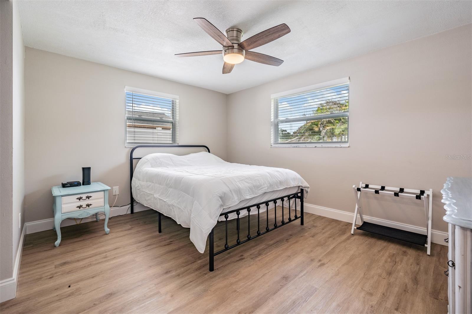 8484 LANTANA DR