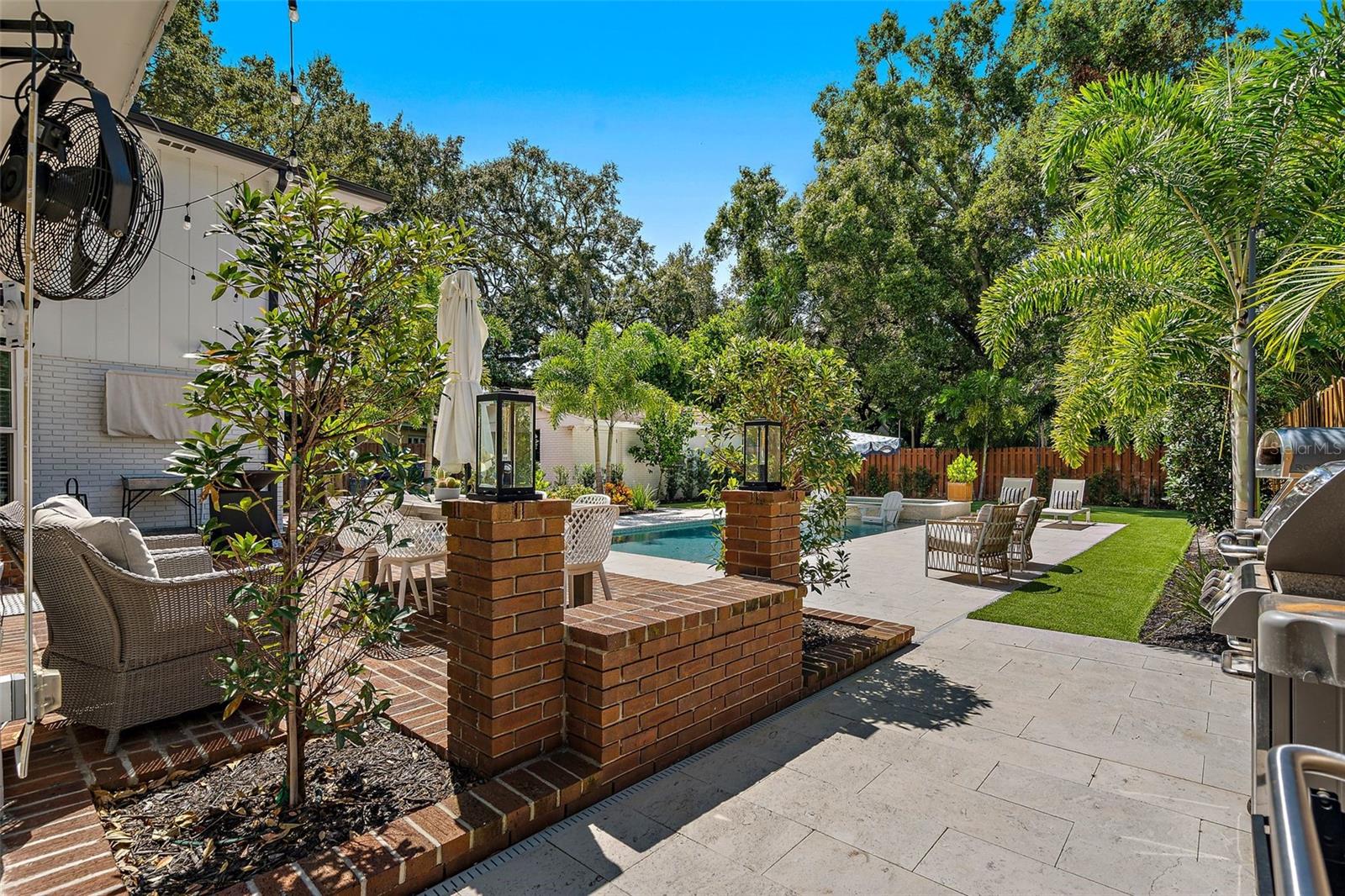 4505 HENDERSON BLVD