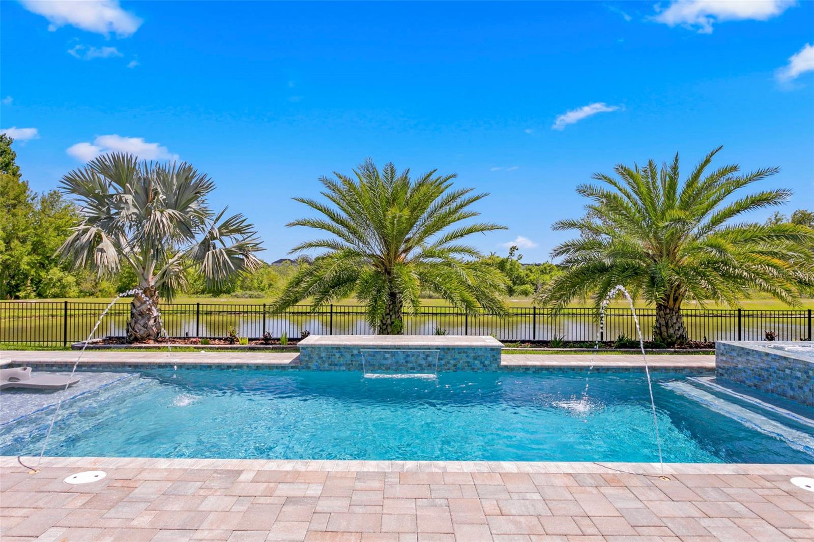 7190 GRAYBROOK DR