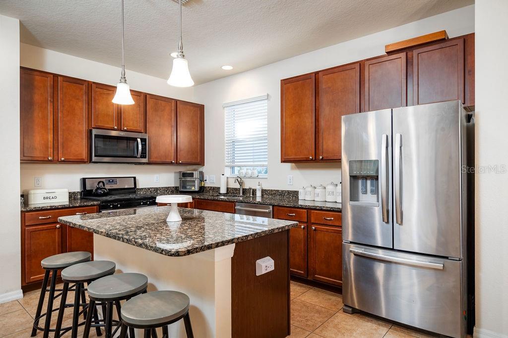 5207 SANDERLING RIDGE DR