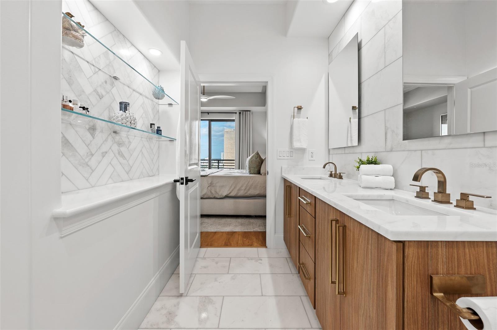 275 BAYSHORE BLVD #1602