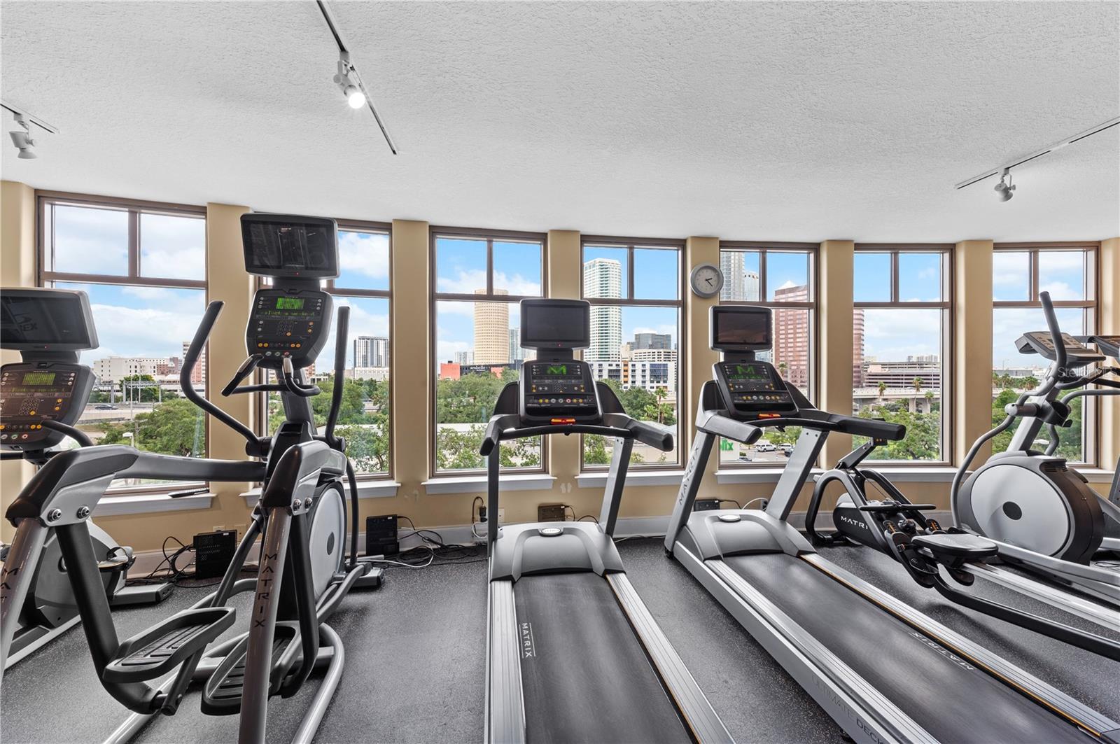 275 BAYSHORE BLVD #1602