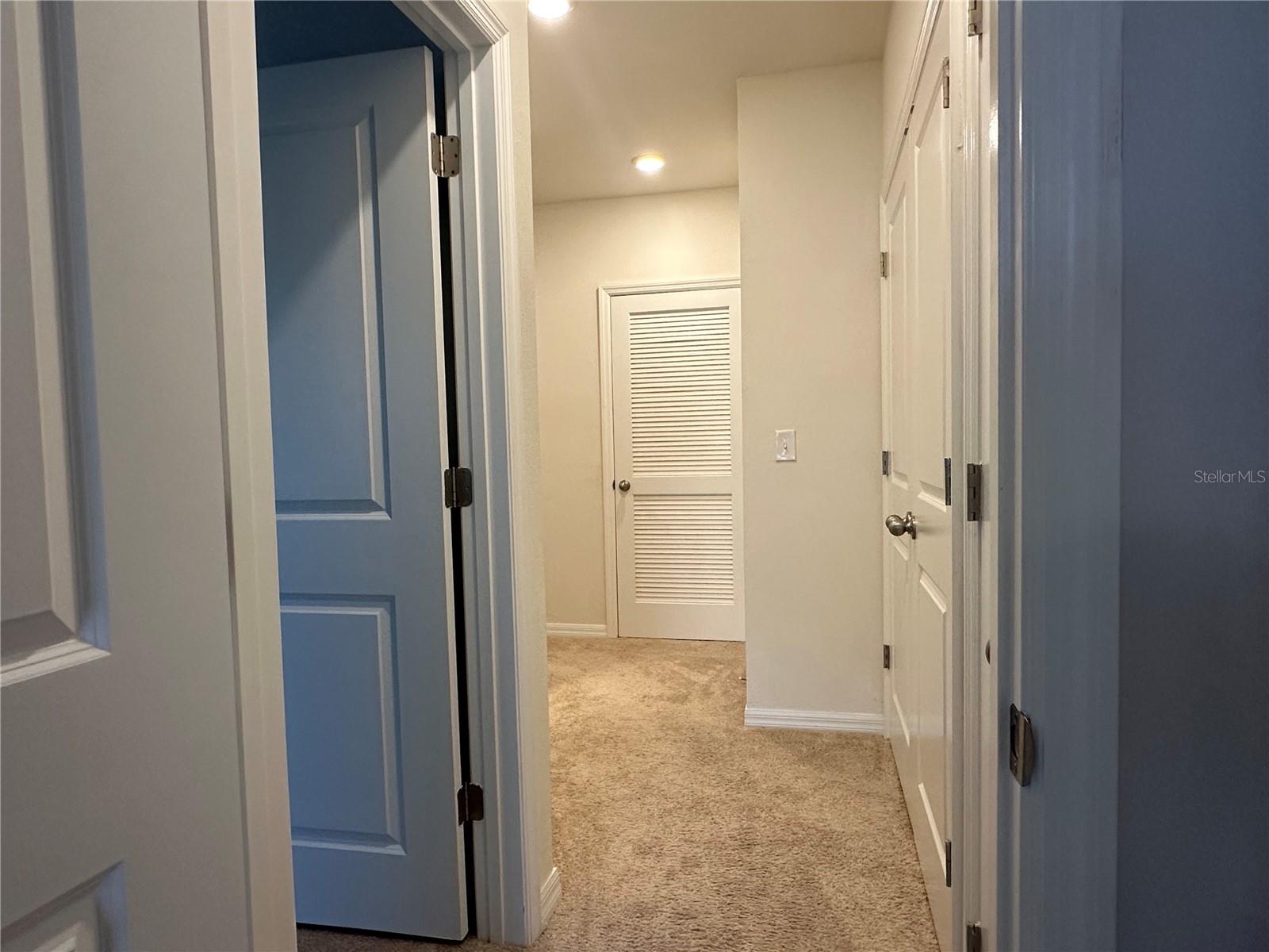 2834 SUNCOAST BLEND DR