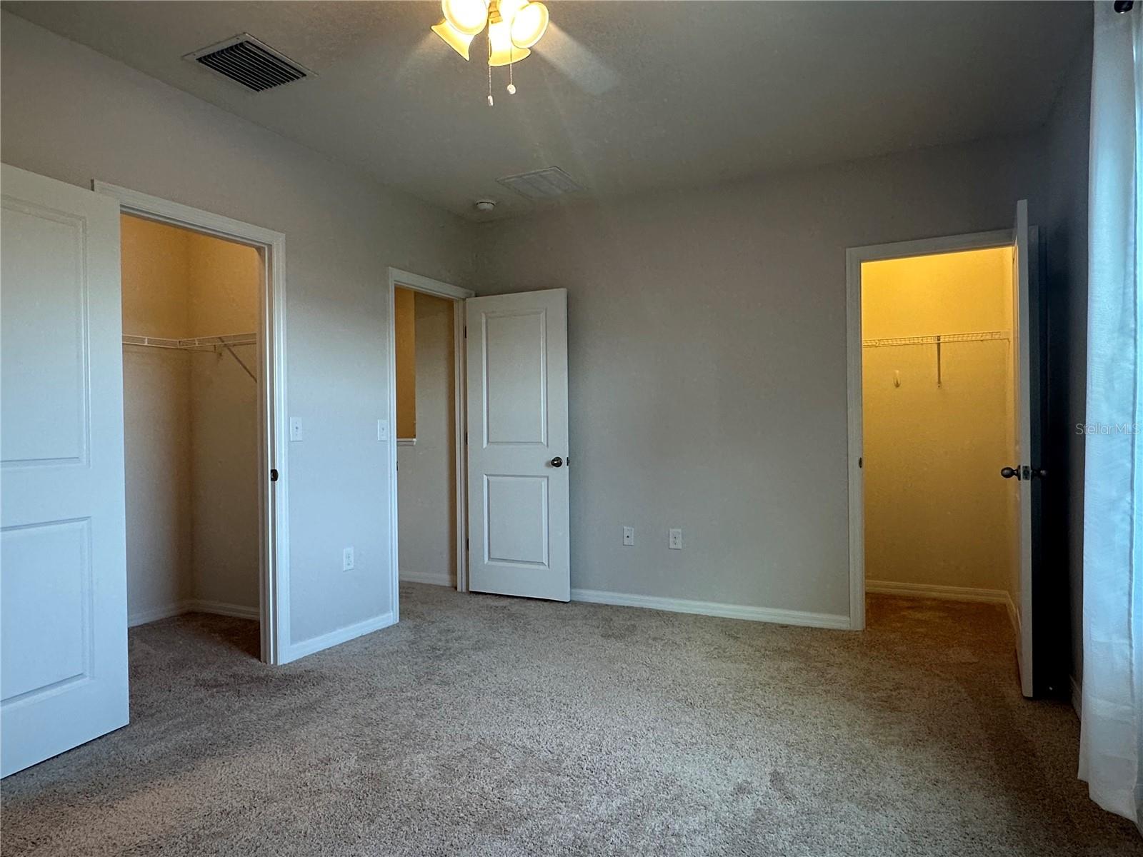 2834 SUNCOAST BLEND DR