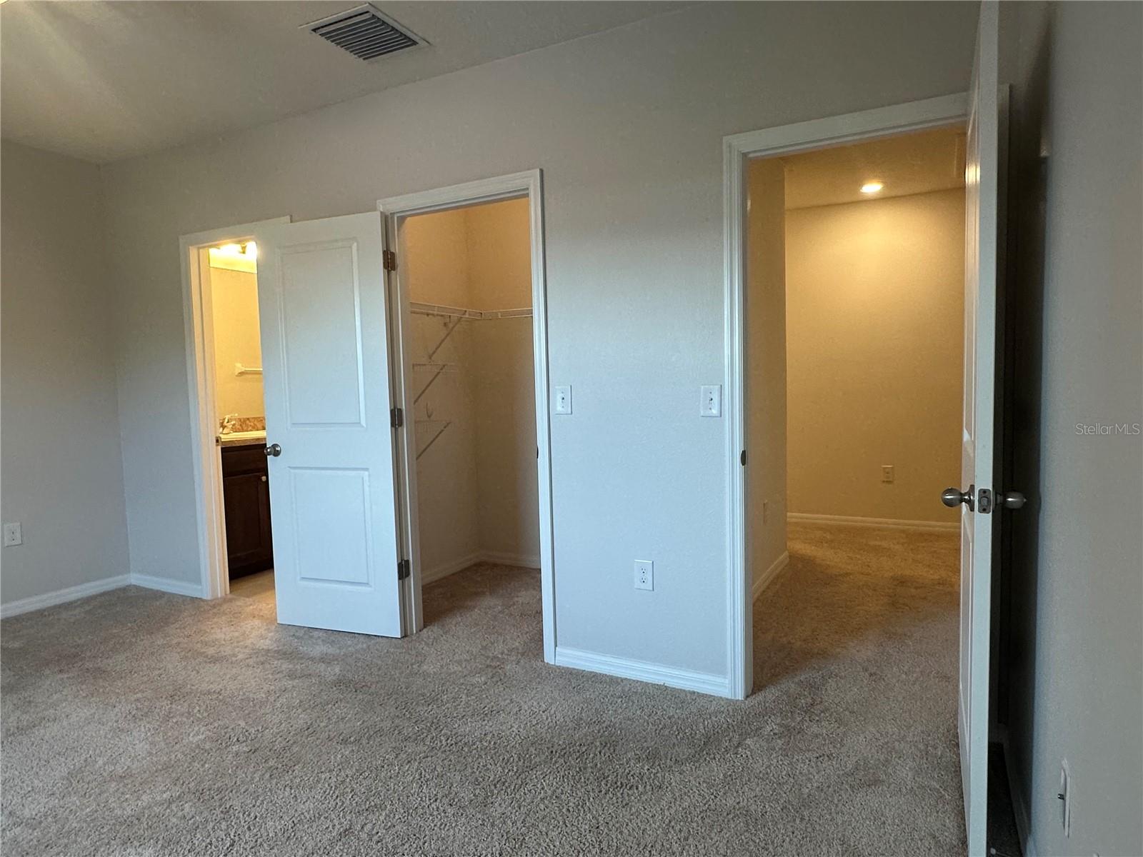 2834 SUNCOAST BLEND DR