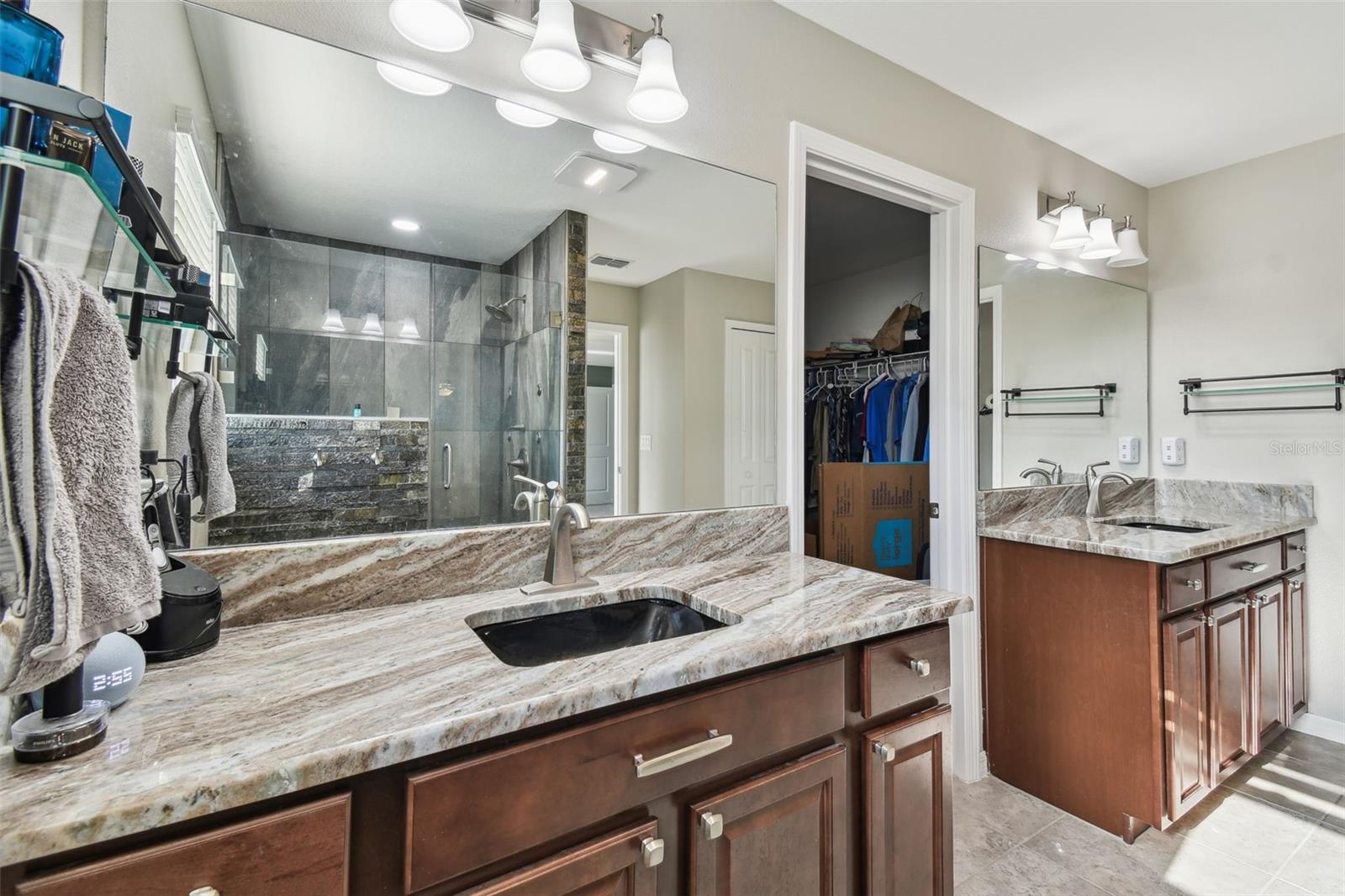 35942 SADDLE PALM WAY