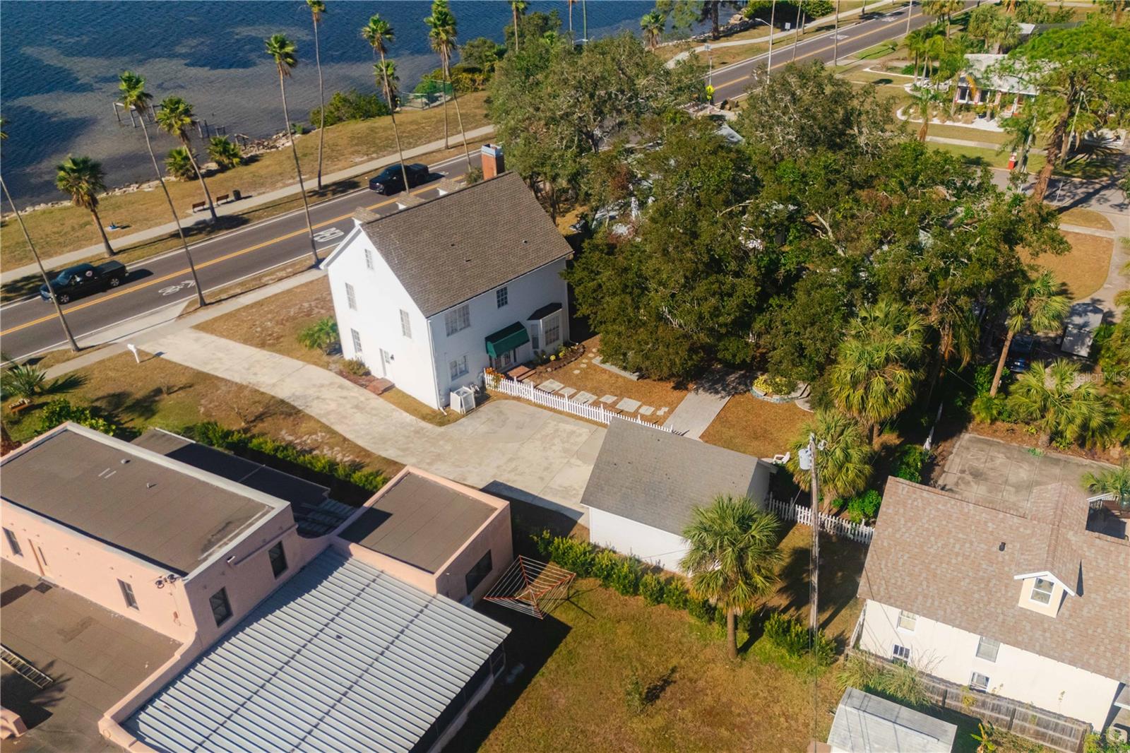 55 EDGEWATER DR