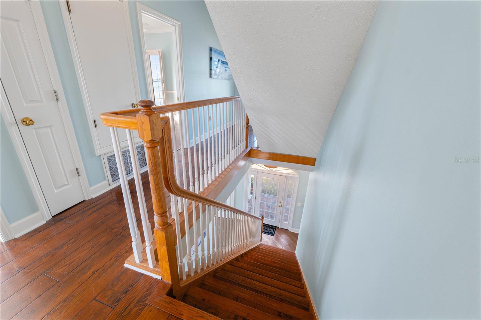 55 EDGEWATER DR