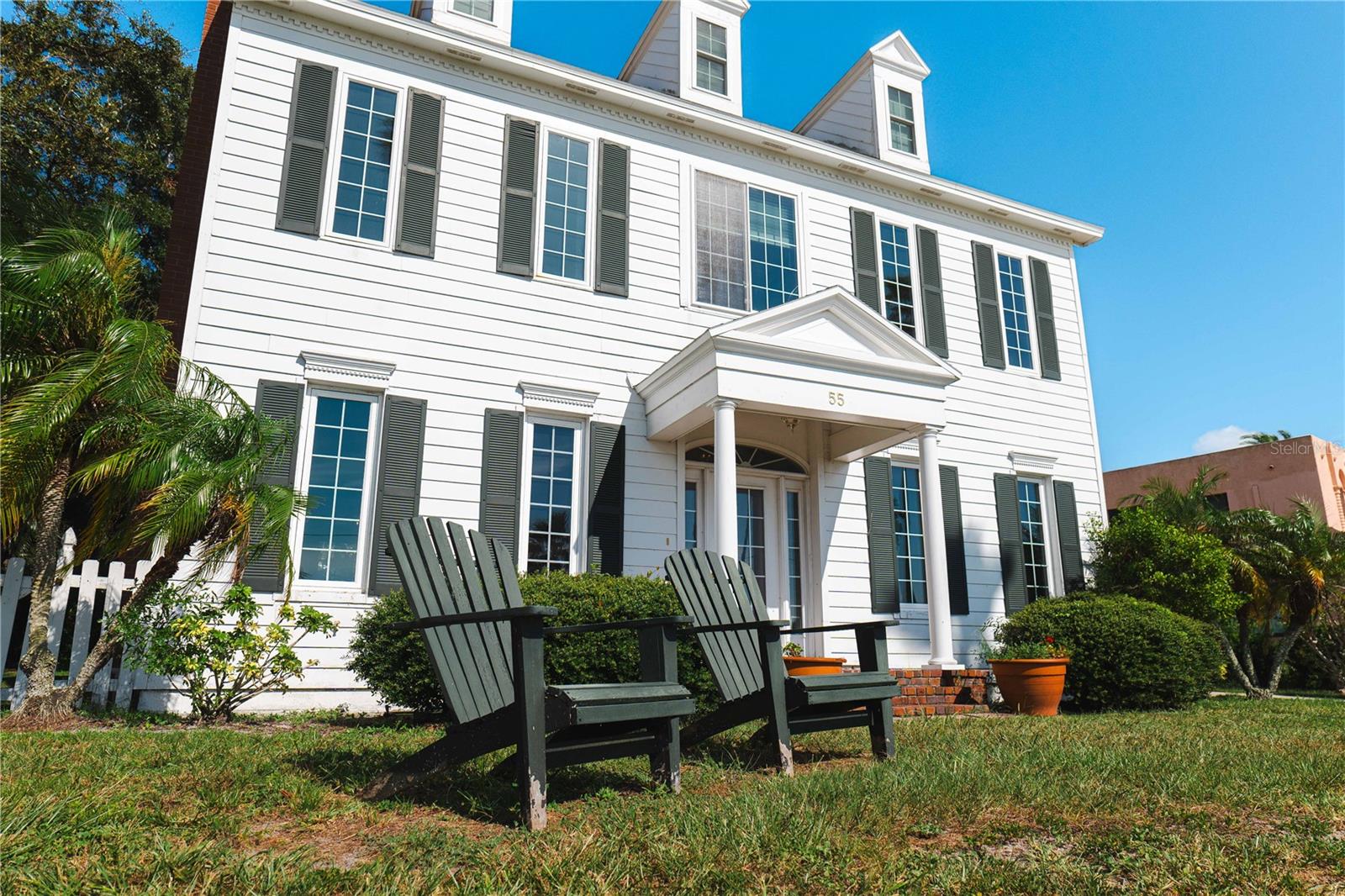 55 EDGEWATER DR