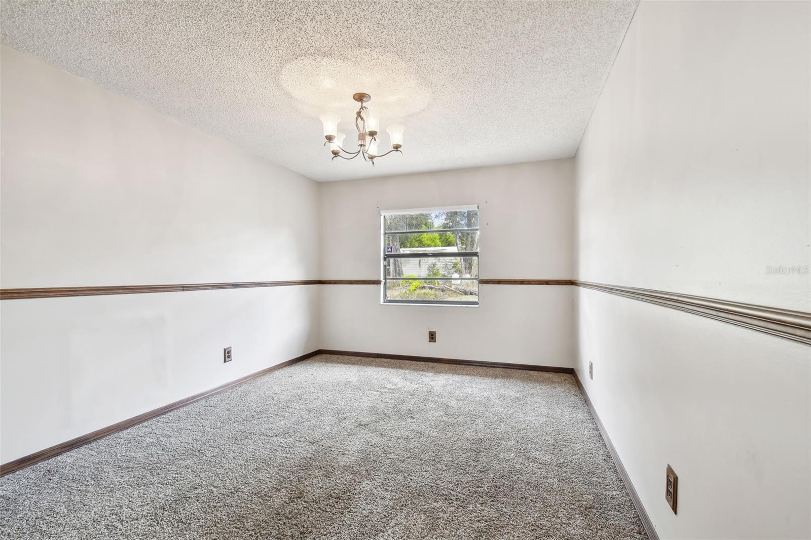 4211 HIGHVIEW RD