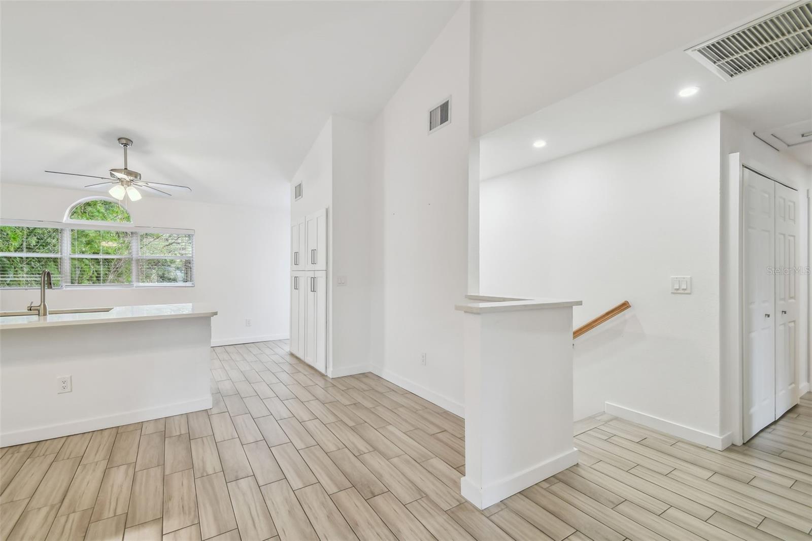 4811 BAYSHORE BLVD #302