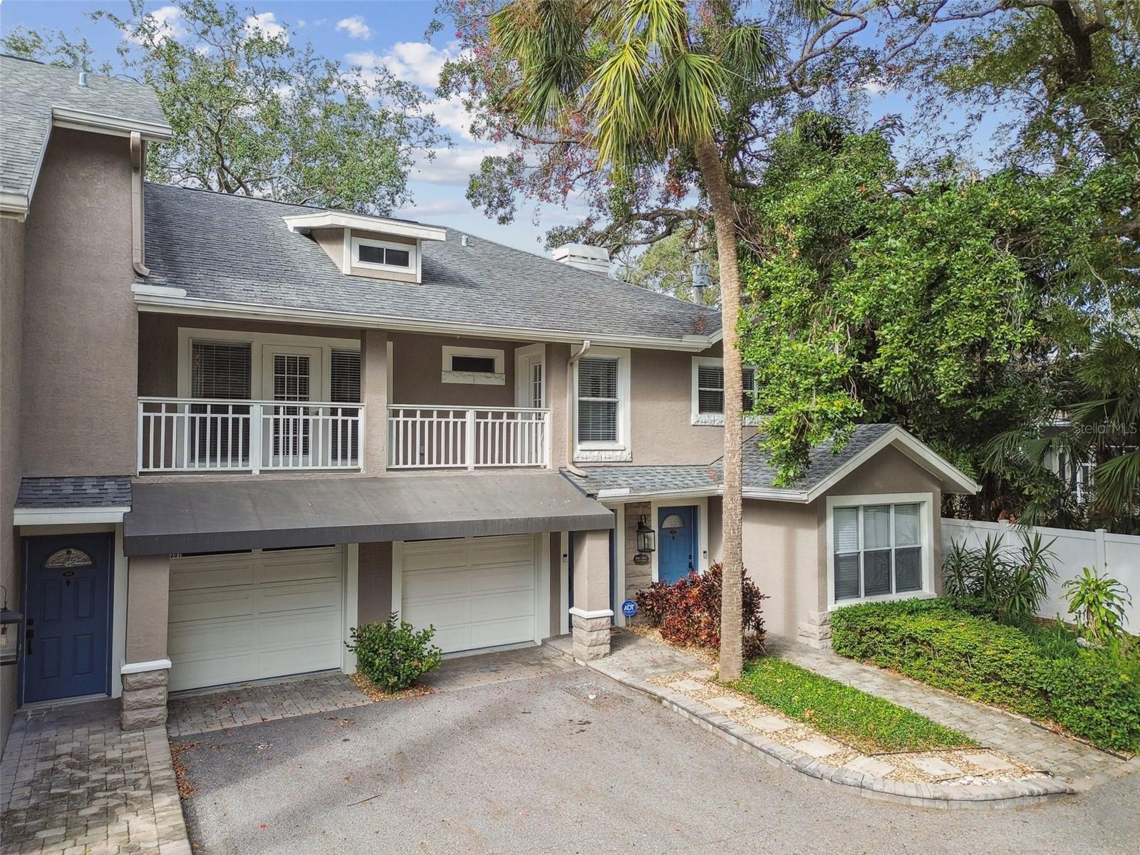 4811 BAYSHORE BLVD #302