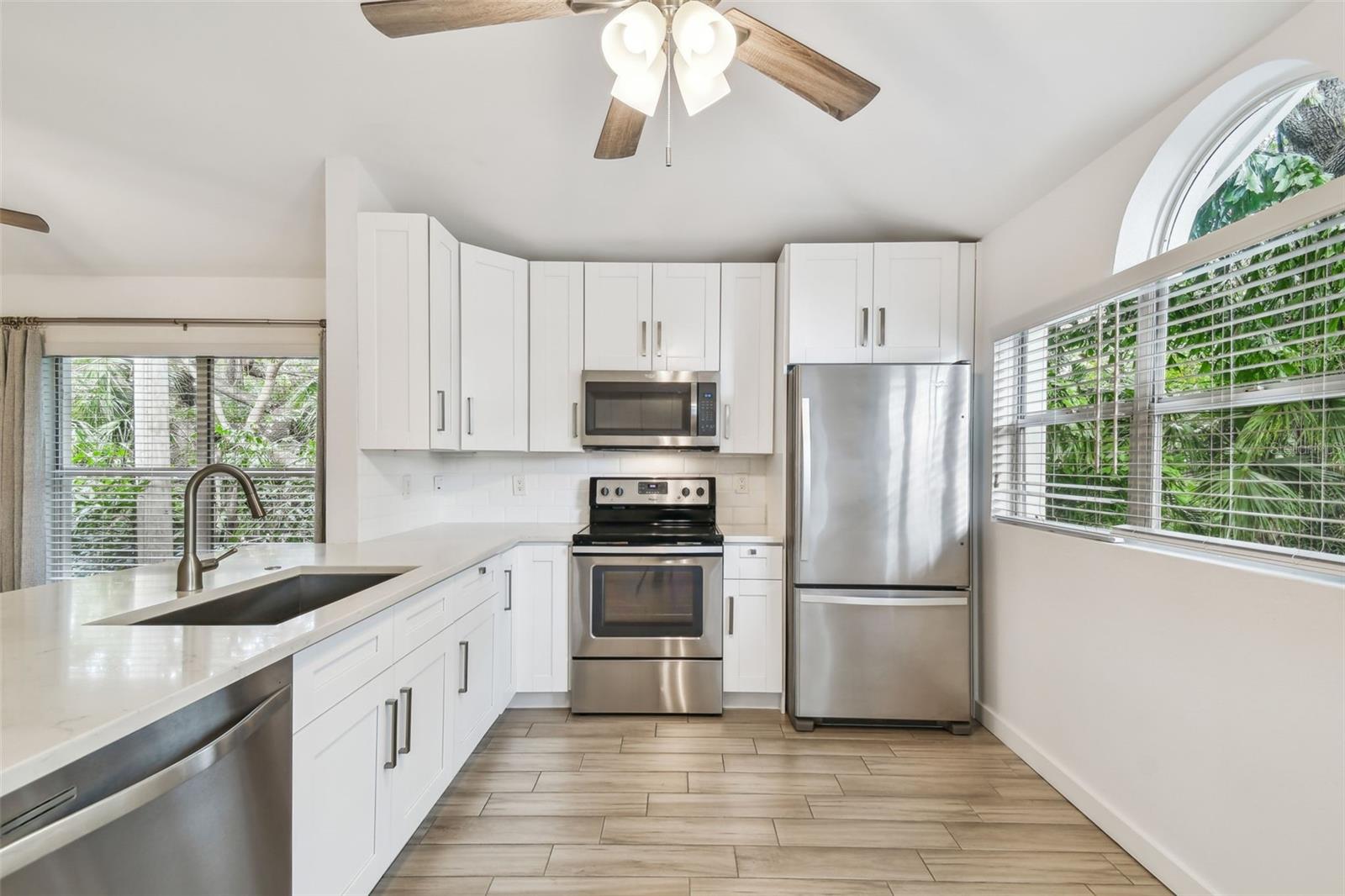 4811 BAYSHORE BLVD #302