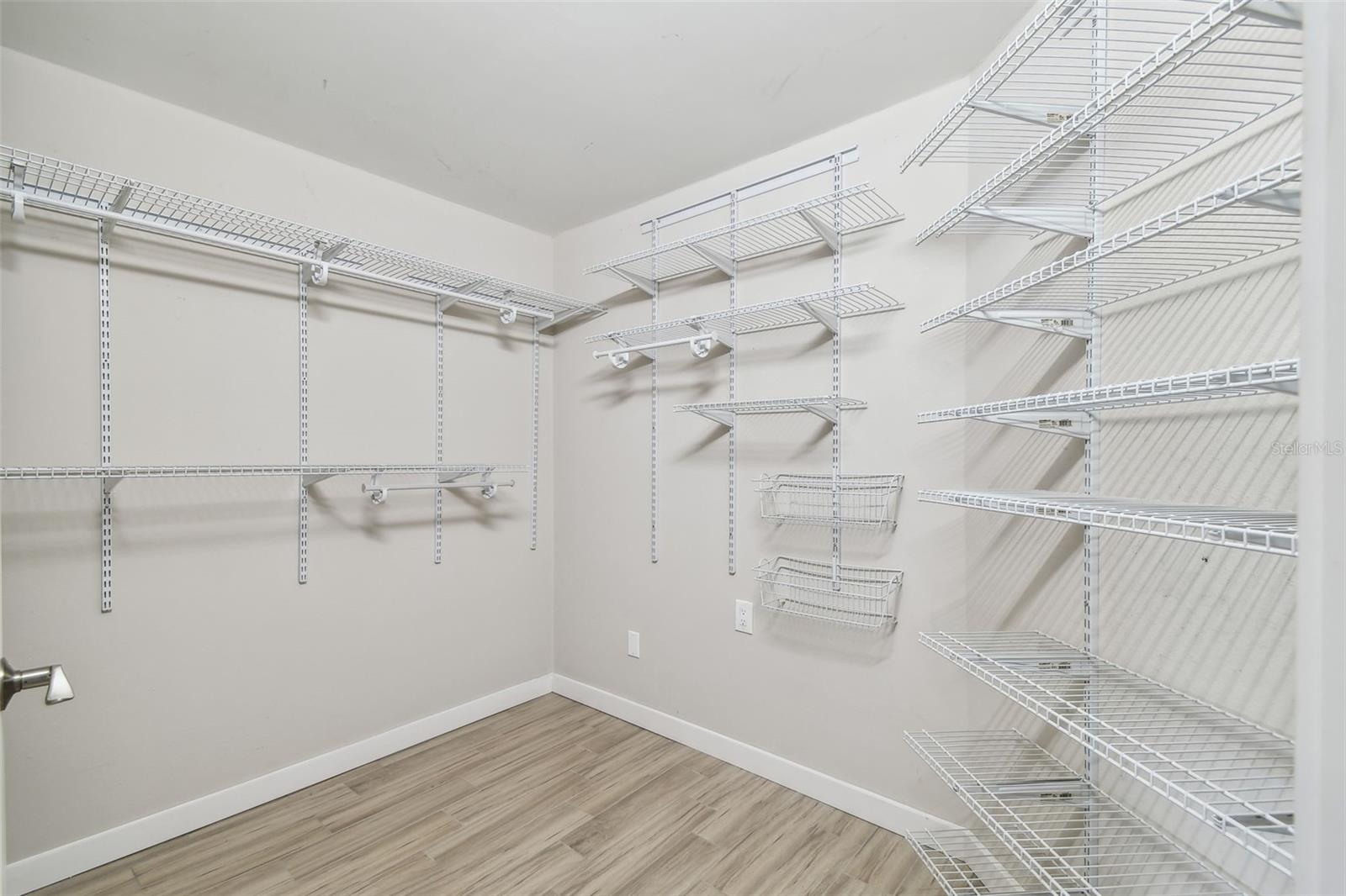 4811 BAYSHORE BLVD #302