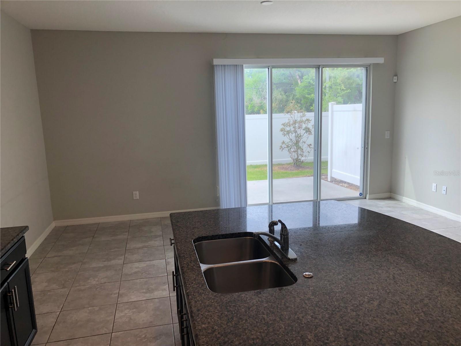 7049 SUMMER HOLLY PL