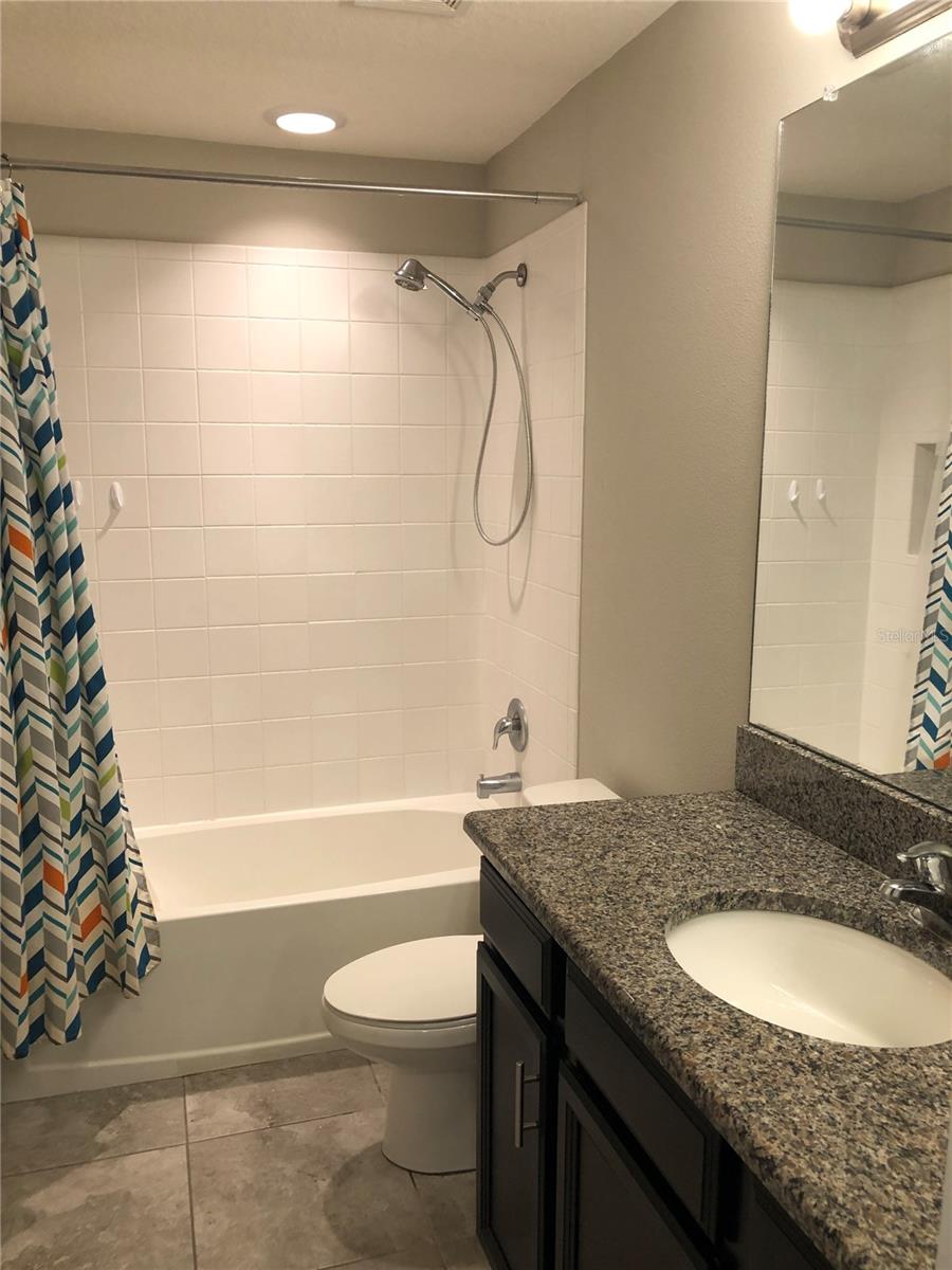 7049 SUMMER HOLLY PL