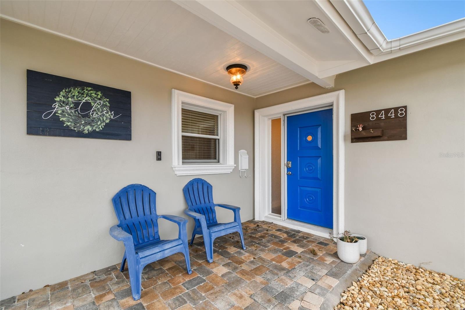 8448 FLAGSTONE DR