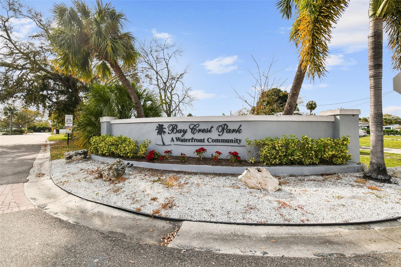 8448 FLAGSTONE DR