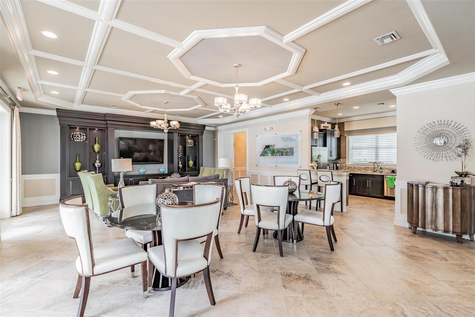 33899 ASTORIA CIR
